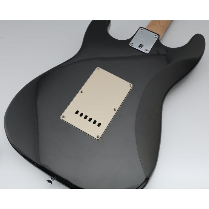 Musiclily Basic 6穴 STタイプバックプレート 中国製Squier Stratストラトエレキギター用 1プライ ブラック