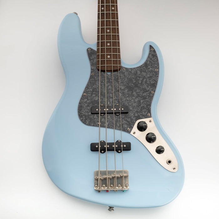 Musiclily Pro 10穴 ヴィンテージ/モダンスタイルなJBジャズベース用ピックガード 4弦Fender Jazz Bassエレキベース用 4プライ エイジドホワイトパール