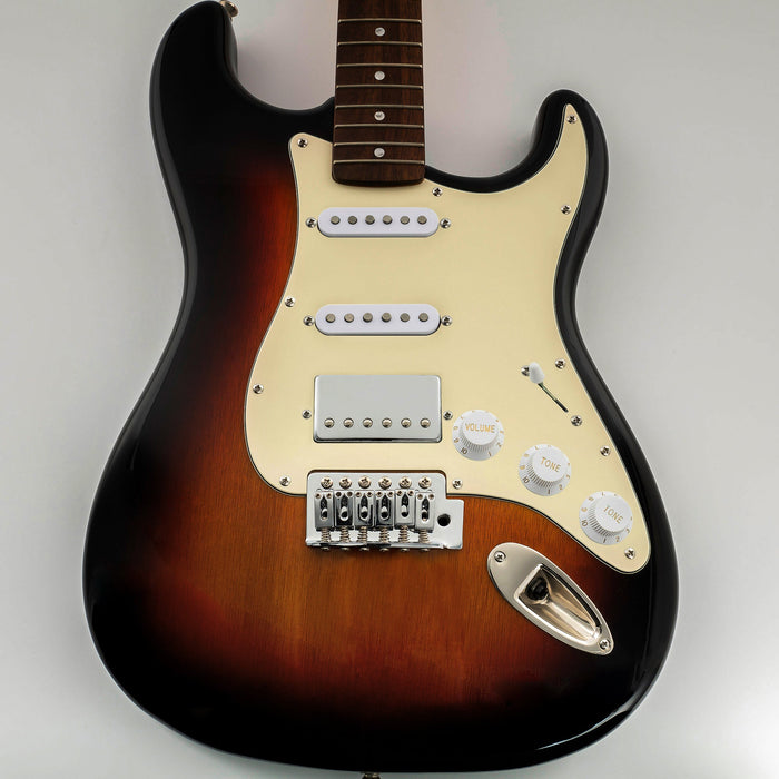 Musiclily Pro 11穴 HSS STピックガード モダンスタイル アメリカンStratストラトエレキギター用 4プライ エイジドホワイトパール