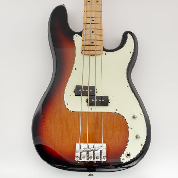 Musiclily Pro 13穴 PBプレベピックガード 4弦日本製MIJ Fender Precision Bassプレシジョンベース用 3プライ エイジドホワイト