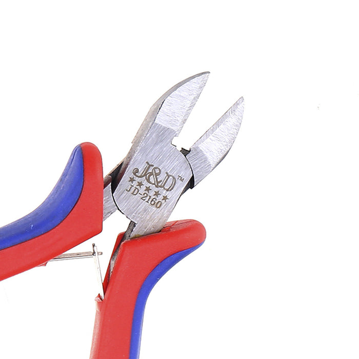 detail of musiclily basic 5 inch travelling mini size guitar bass string cutter tool mx1786