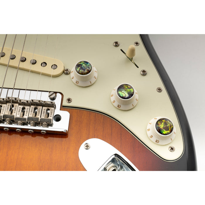 Musiclily Pro Plastic Inch Size Abalone Top Stratocaster Knobs for USA Strat ST Style Guitar, Set of 3