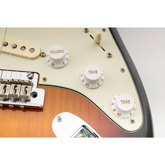 Musiclily Ultra インチ/ミリ共用 ストラトコントロールノブ STタイプノブ つまみ Fender Stratストラトエレキギター用 パーチメント(2T1Vセット)