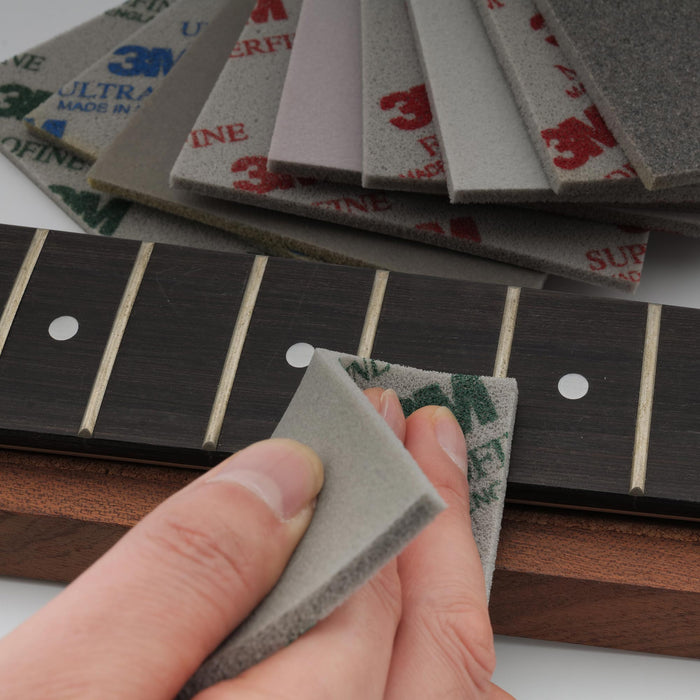 Application of 3m softback sanding sponge abrasive pad 4 1 2 inch x 5 1 2 inch mx2938 2p