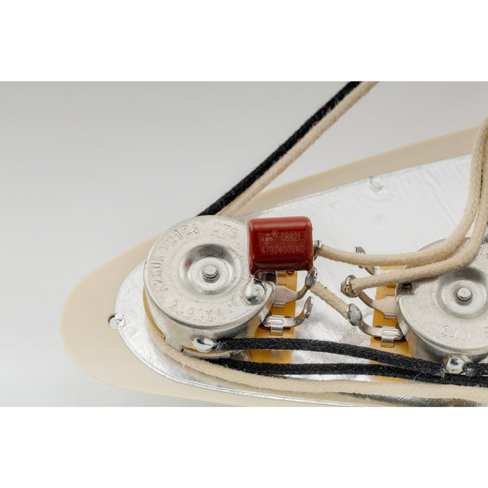 Usage show of musiclily pro small sized metallized polypropylene mpp cbb21 film capacitor for electric guitar bass 022uf 22nf 047uf 47nf mx3107p