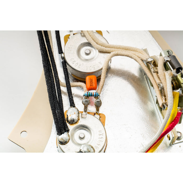 Usage show of musiclily pro treble bleed mod with japan nissei polypropylene precision capacitor resistor for electric guitar bass mx3124