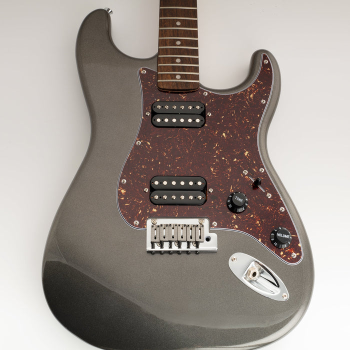 Musiclily Pro 11穴 ST HHピックガード ラウンドコーナーのカバー無しハムバッカー 2ポット穴 Fender Squier Stratストラトエレキギター用 4プライ エイジドホワイトパール
