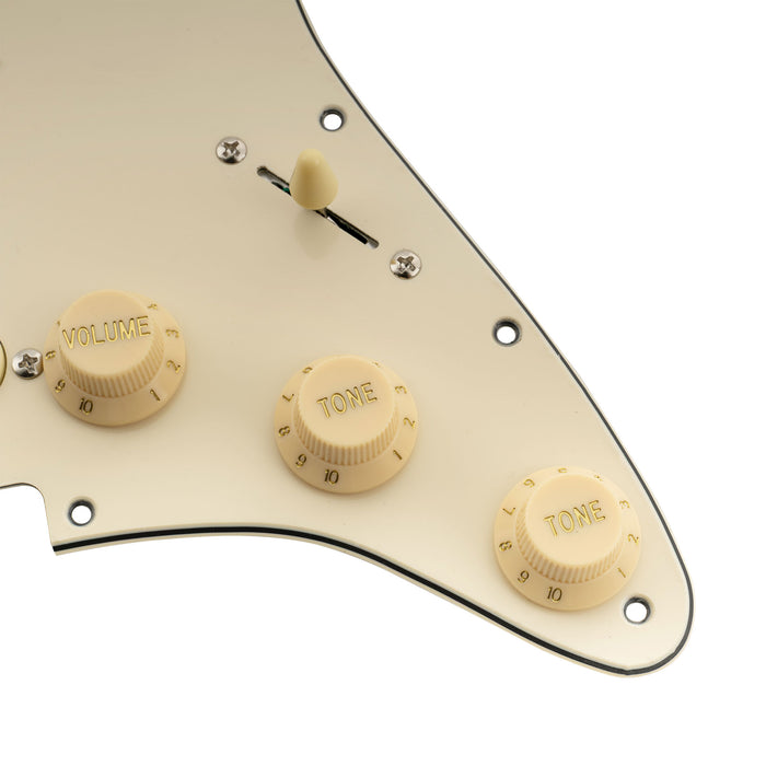 Musiclily Basic Pre-wired Loaded Standard ST-SSS Pickguard with Ceramic Magnet Single Coil Pickups Set for Strat Style Electric Guitar