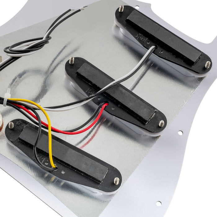 Musiclily Basic Pre-cablato Loaded Standard ST-SSS Battipenna con pickup single coil con magnete in ceramica per chitarra elettrica stile Strat