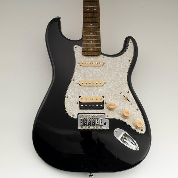 Musiclily Basic Pre-wired Loaded ST-HSS Pickguard with Ceramic Pickups for Strat Style Electric Guitar