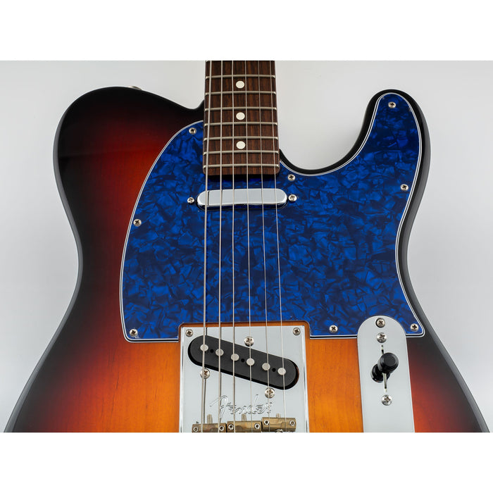 Pickguard Musiclily Pro 8 trous pour guitare Telecaster standard de style moderne, fabriqué aux États-Unis et au Mexique, 1/3/4 plis