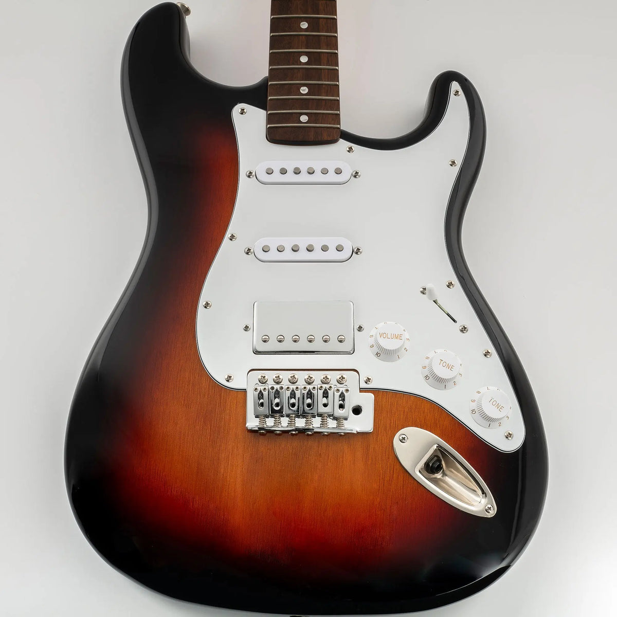 Application of musiclily pro hss 11 hole guitar strat pickguard for fender usa mexican made standard stratocaster modern style 1 3 4 ply mx0310p
