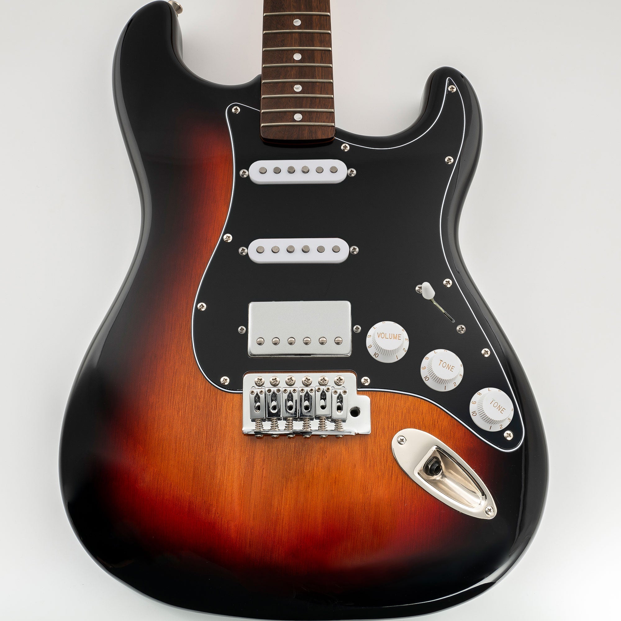 Application of musiclily pro hss 11 hole guitar strat pickguard for fender usa mexican made standard stratocaster modern style 1 3 4 ply mx0310p