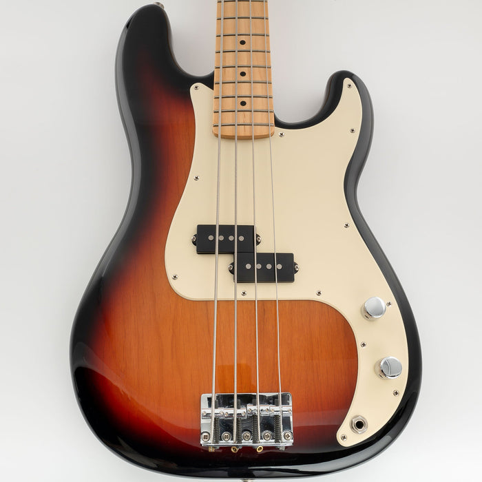 Musiclily Pro 13穴 PBプレベピックガード アメリカ/メキシコスタンダードFender Precision Bassプレシジョンベース用 3プライ ホワイト