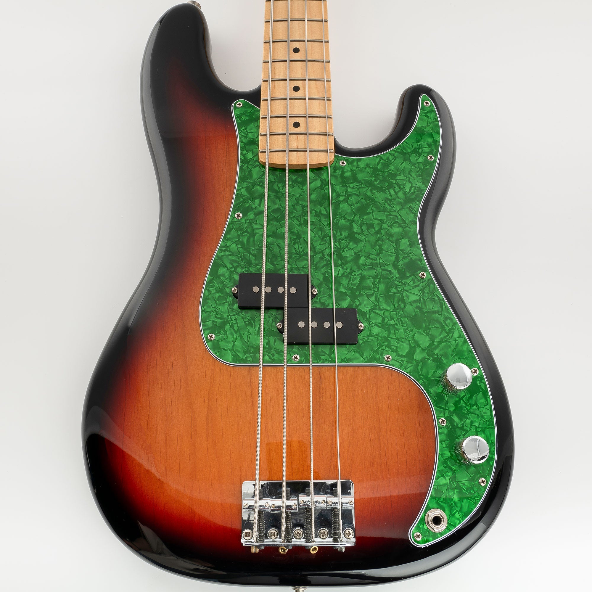 Musiclily Pro 13 Hole P Bass Pickguard for Fender American/ Mexican Standard Precision Bass,1/3/4Ply