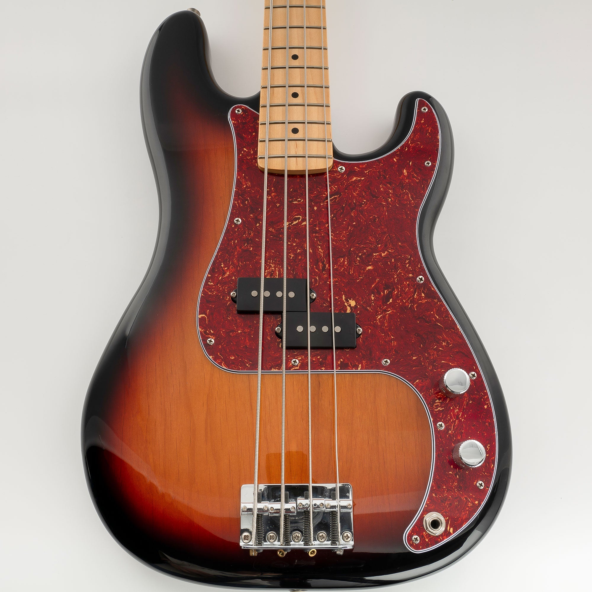 Musiclily Pro 13 Hole P Bass Pickguard for Fender American/ Mexican Standard Precision Bass,1/3/4Ply