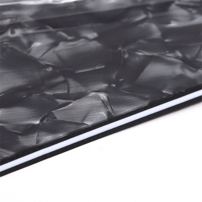 Musiclily Pro 11穴 ラウンドコーナー HSS STタイプピックガード USA/メキシコStratストラトギター用 4点止めオープンタイプのハムバッキングピックアップ 4プライ エイジドホワイトパール