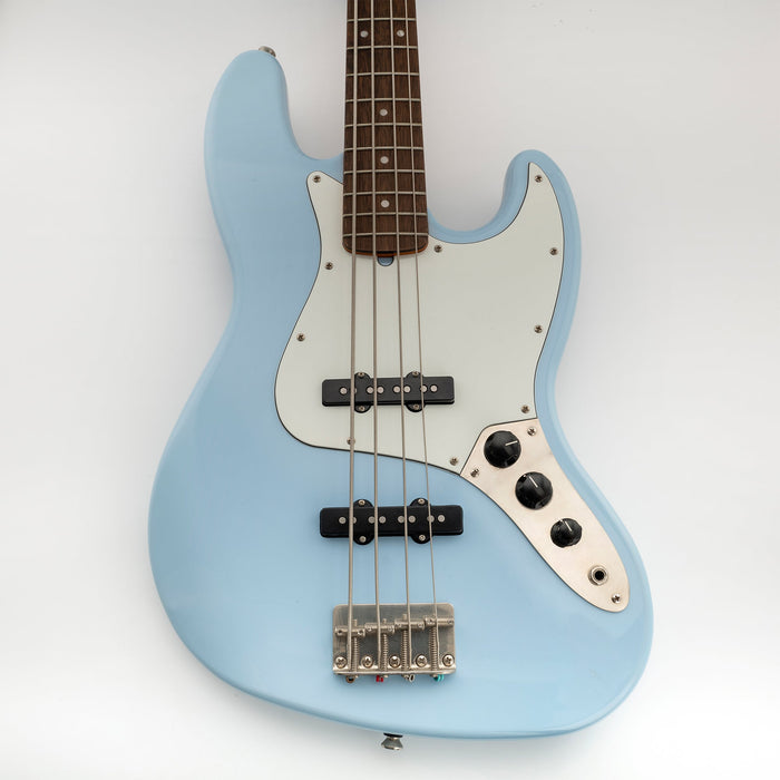 Musiclily Pro 10穴 ヴィンテージ/モダンスタイルなJBジャズベース用ピックガード 4弦Fender Jazz Bassエレキベース用 4プライ エイジドホワイトパール