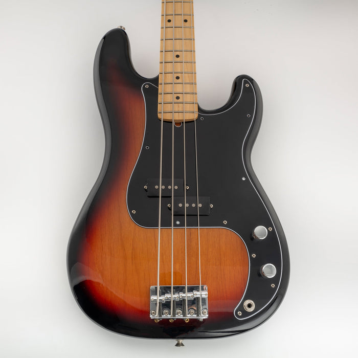 Musiclily Pro 13穴 PBプレベピックガード 4弦アメリカPrecision Bassプレシジョンベース用 4プライ エイジドホワイトパール