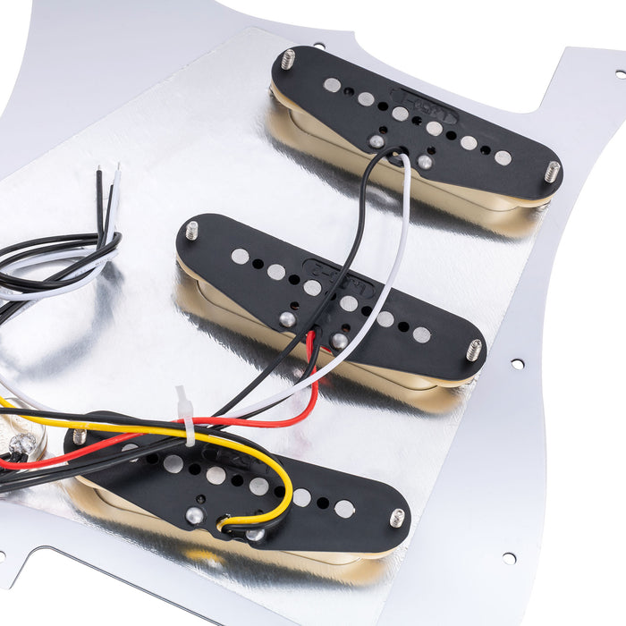 Musiclily Basic Pre-cablato Loaded Standard ST-SSS Battipenna con pickup single coil magnetici Alnico 5 per chitarra elettrica stile Strat