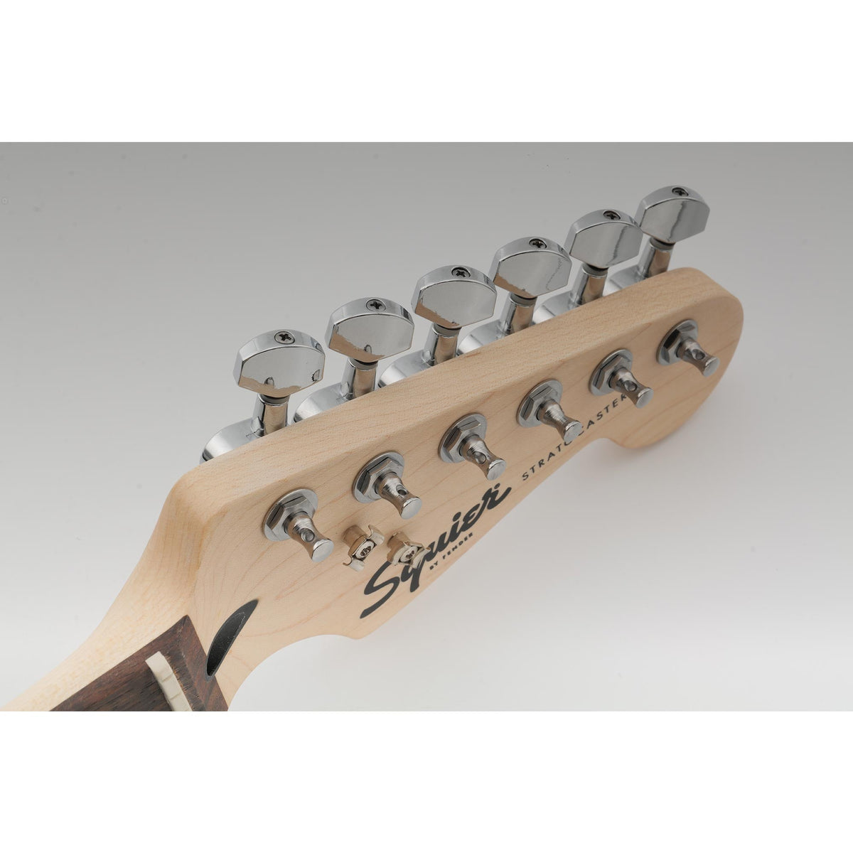 Musiclily Pro R15J-09 6-in-line 15:1 Rapporto 2-pin coprimolle completamente sigillate con pulsante esagonale per chitarra elettrica stile SQ Strat Tele