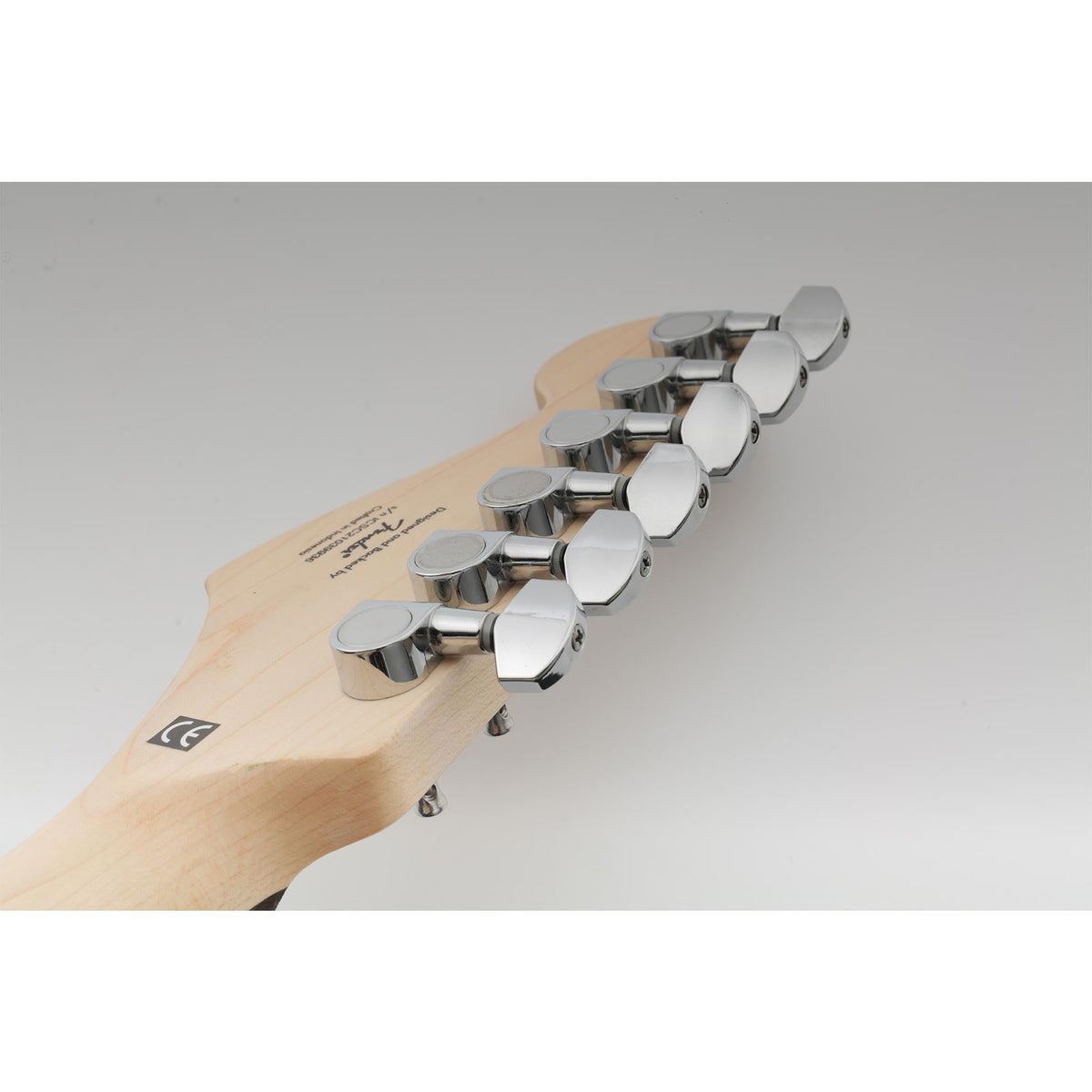 Musiclily Pro R15J-09 6-in-line 15:1 Rapporto 2-pin coprimolle completamente sigillate con pulsante esagonale per chitarra elettrica stile SQ Strat Tele