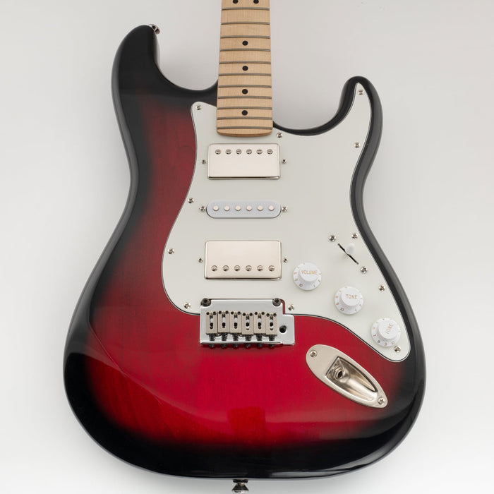 Musiclily Pro 11 Hole HSH Guitar Strat Pickguard for Fender American/Mexican Standard Stratocaster Modern Style, 3Ply/4Ply