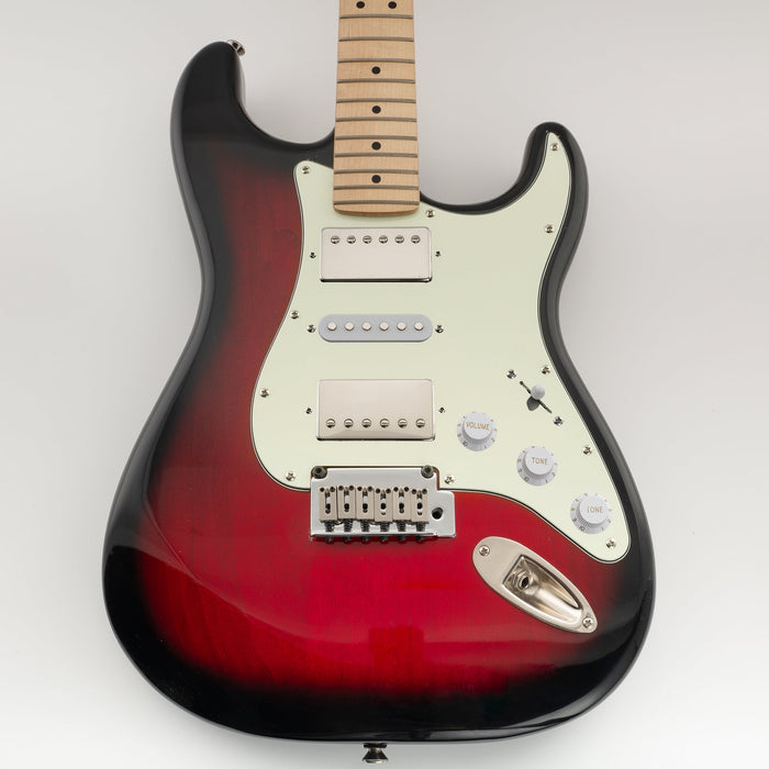 Musiclily Pro 11 Hole HSH Guitar Strat Pickguard for Fender American/Mexican Standard Stratocaster Modern Style, 3Ply/4Ply