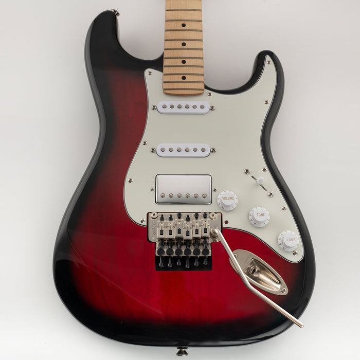 Musiclily Pro 11穴 HSS STピックガード USA/メキシコ製Fender Stratストラトエレキギター Floyd Roseブリッジカット用 4プライ エイジドホワイトパール