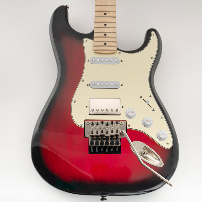 Musiclily Pro 11穴 HSS STピックガード USA/メキシコ製Fender Stratストラトエレキギター Floyd Roseブリッジカット用 4プライ エイジドホワイトパール