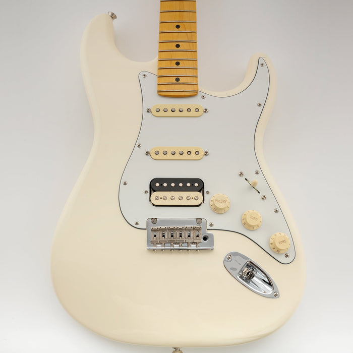 Musiclily Pro 11穴 ラウンドコーナー HSS STタイプピックガード USA/メキシコStratストラトギター用 2点止めオープンタイプのハムバッキングピックアップ 4プライ エイジドホワイトパール