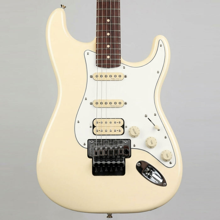 Placa de proteção para guitarra Strat HSS com cantos arredondados e 11 furos Musiclily Pro para captador aberto de Strat Fender Americano/Mexicano com corte para ponte Floyd