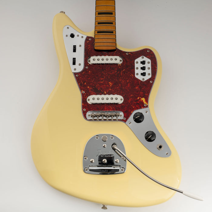 Musiclily Pro 10穴 ヴィンテージ65 60s アメリカ製Fender Jaguarジャガーギター用ピックガード 3プライ エイジドホワイト