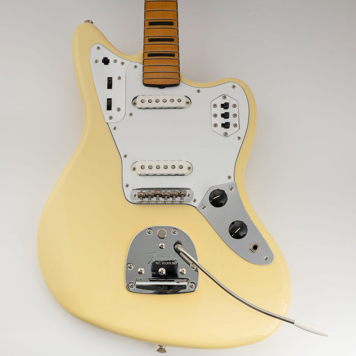 Musiclily Pro 10穴 ヴィンテージ65 60s アメリカ製Fender Jaguarジャガーギター用ピックガード 3プライ エイジドホワイト