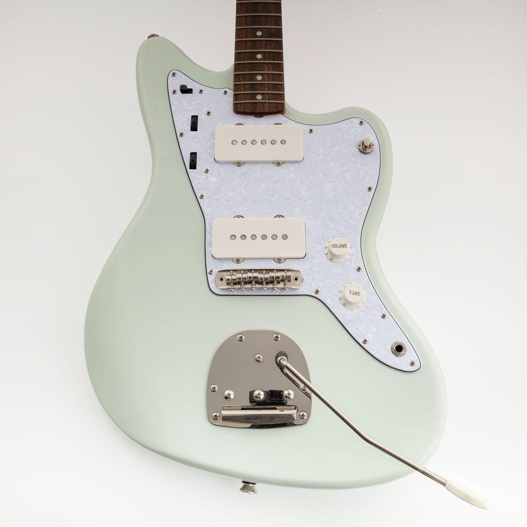 Musiclily Pro 13-Hole Guitar Pickguard for USA Vintage 60s Jazzmaster and SQ Classic Vibe, 3Ply/ 4Ply
