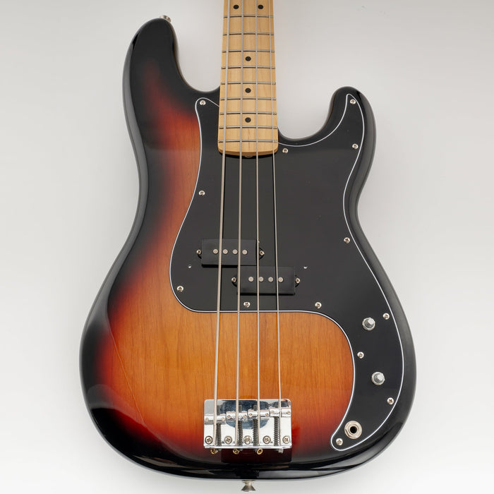 Musiclily Pro 13穴 PBプレベピックガード 4弦日本製MIJ Fender Precision Bassプレシジョンベース用 3プライ エイジドホワイト