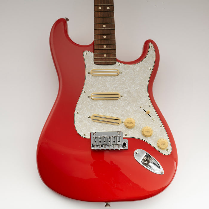 Battipenna precablato Musiclily Basic Loaded ST-SSS con humbucker Ceramic Mini Rail per chitarra elettrica stile Strat