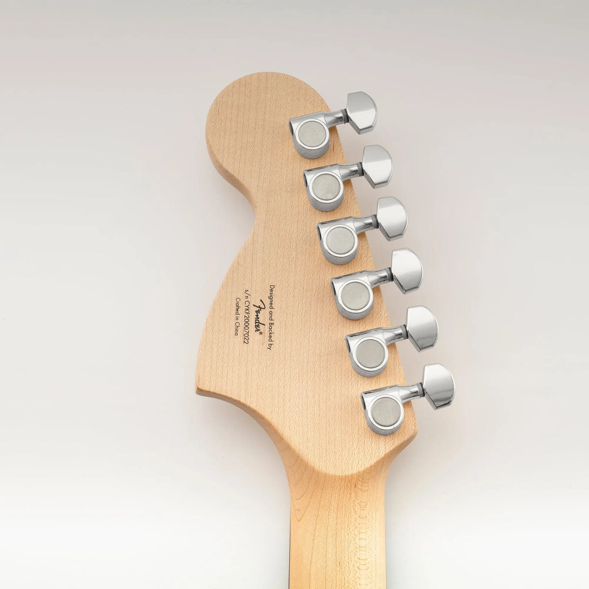 Usage show of musiclily pro 6 in line 15 1 ratio 1 pin full sealed machine heads tuners tuning pegs keys with hex button for sq strat tele style electric guitar mx1664 6p