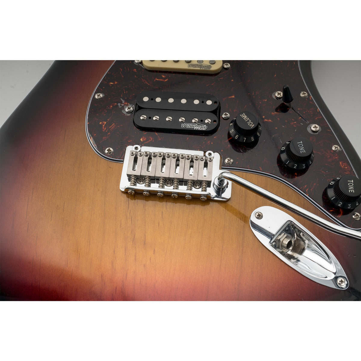 Musiclily Pro BV002 52,5mm(2-1/16 Zoll) Stahl-Sattel Vollblock 2-Stift-Stil Gitarre Tremolo-Brücke für American Strat-Stil E-Gitarre