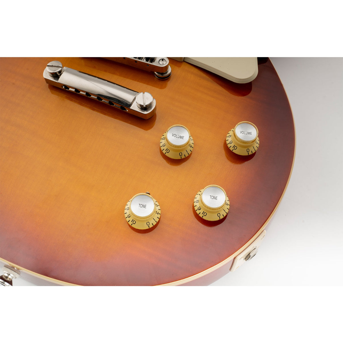 Musiclily Pro Metrische Grobgewinde 18-Zahnrad Top-Hat Glockenknöpfe für Ton- und Lautstärkeregler von Epiphone LP SG-Stil Elektrogitarren, Satz von 2T2V