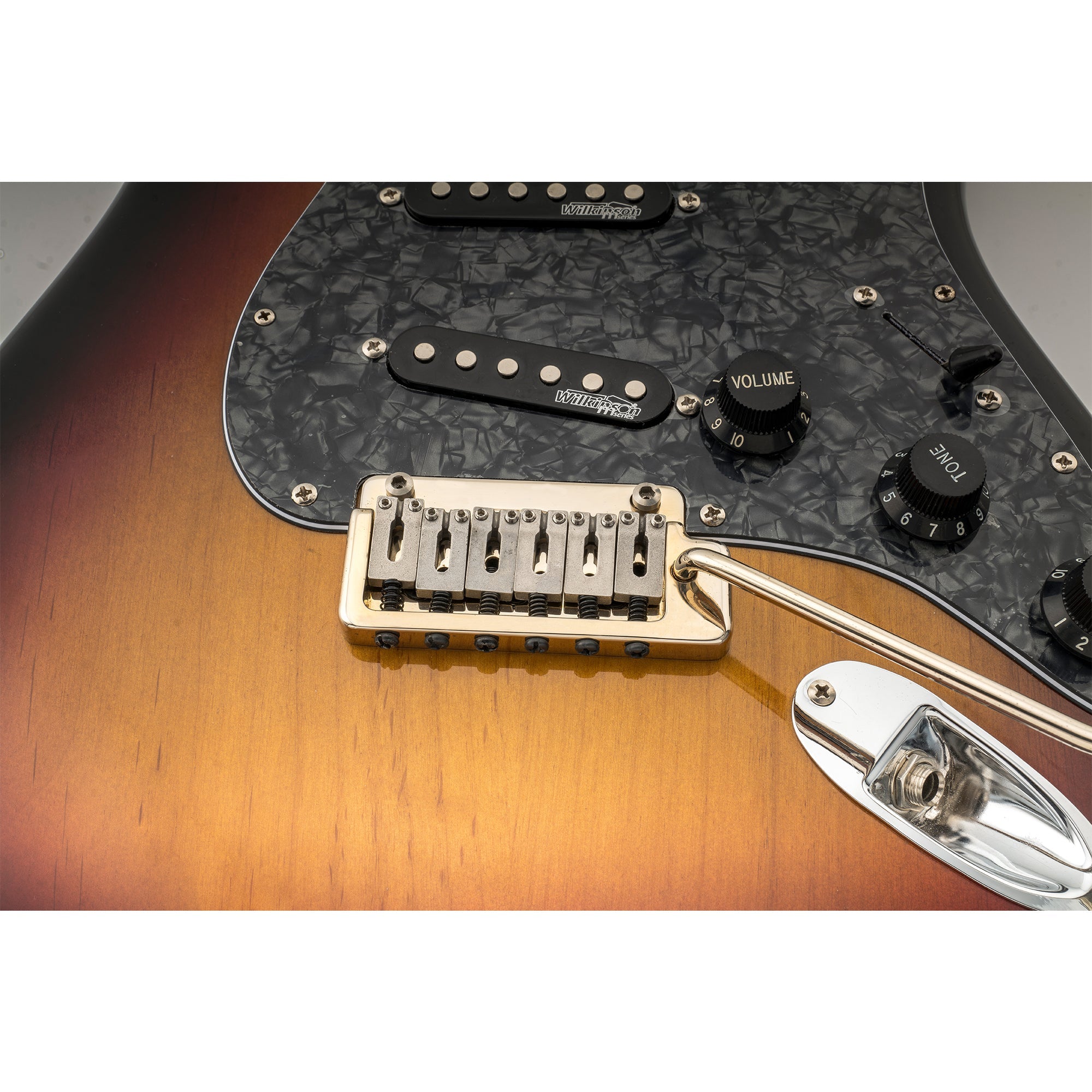 Wilkinson WVP2-SB 54 mm Zwei-Punkt Edelstahlsattel-Tremolo-Brücke mit Voll-Edelstahlblock für Japan-/Korea-Import Strat-E-Gitarre
