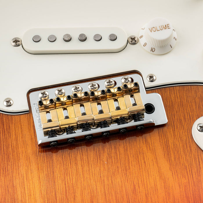 Musiclily Pro 10.8mmピッチ 鋼製 ヴィンテージ トレモロブリッジサドル Stratストラトエレキギター用 ブラック (6個セット)