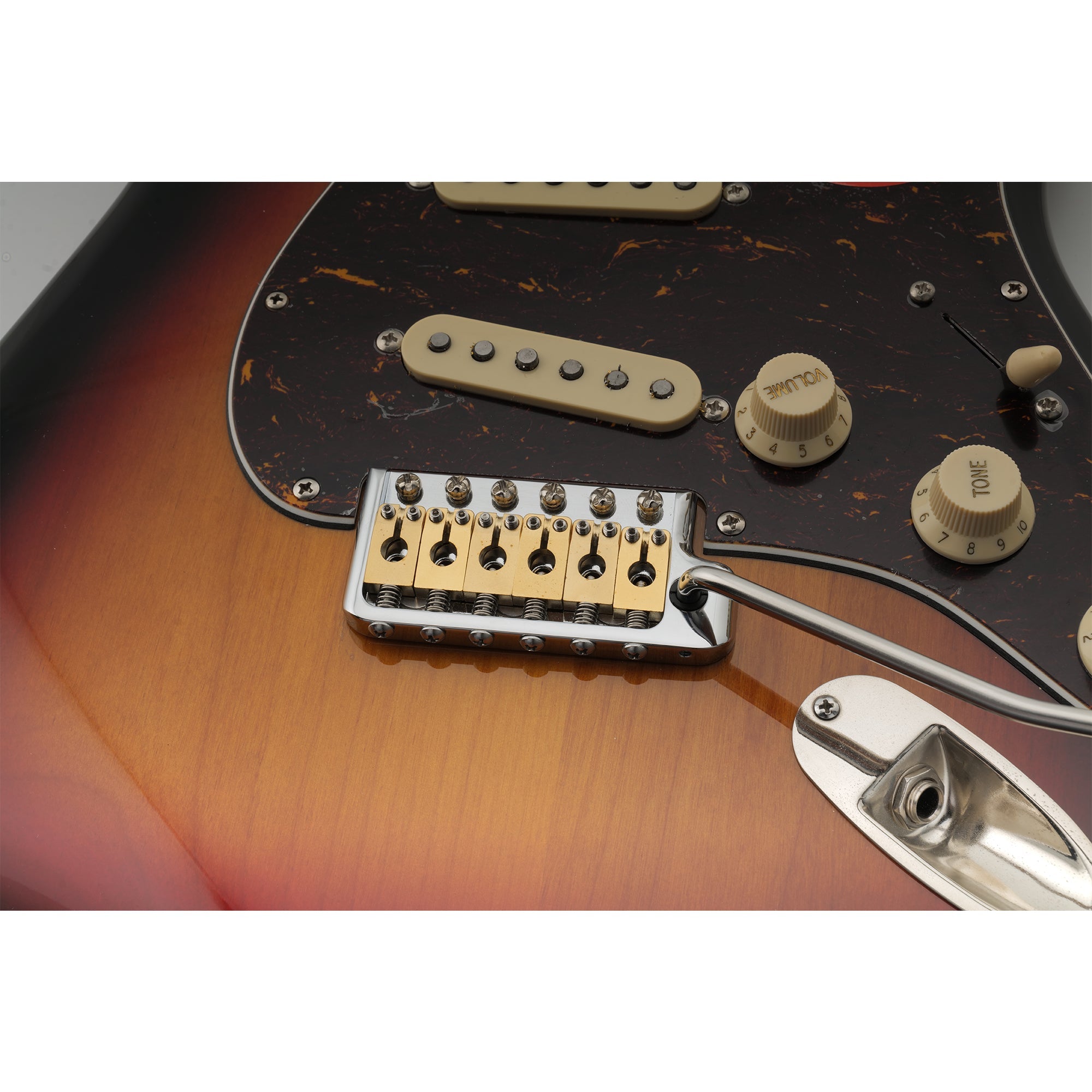 Musiclily Ultra BV005 52,5 mm (2-1/16 Zoll) Vollmassives Messing 6-Schrauben Messer Kanten Tremolo Brücke für Strat Style E-Gitarre