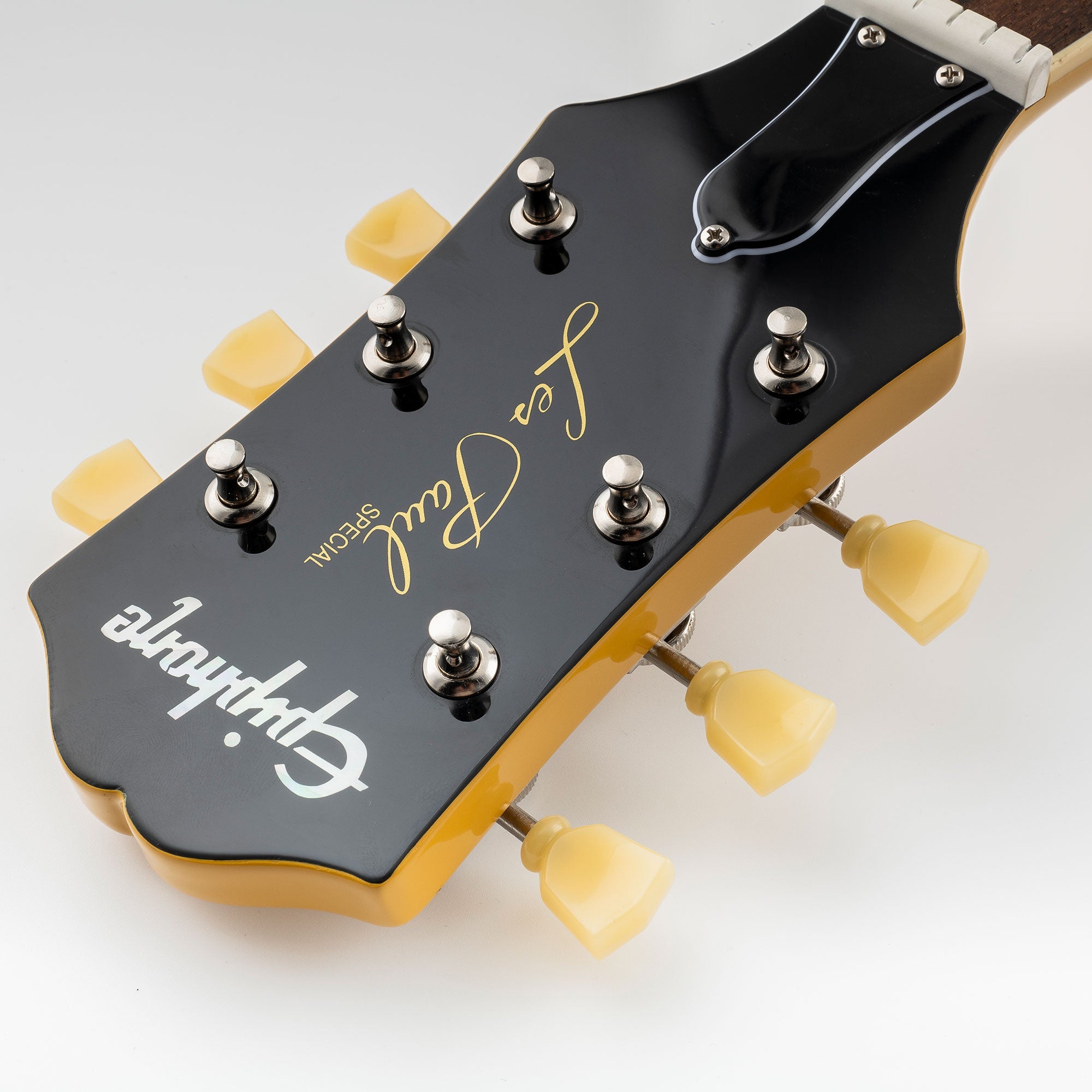 Musiclily Pro R15T-07 3R3L relación 14:1 Cabezas de afinación de estilo vintage de bloqueo semi cerradas con botón de piedra para guitarra acústica eléctrica con botón verde