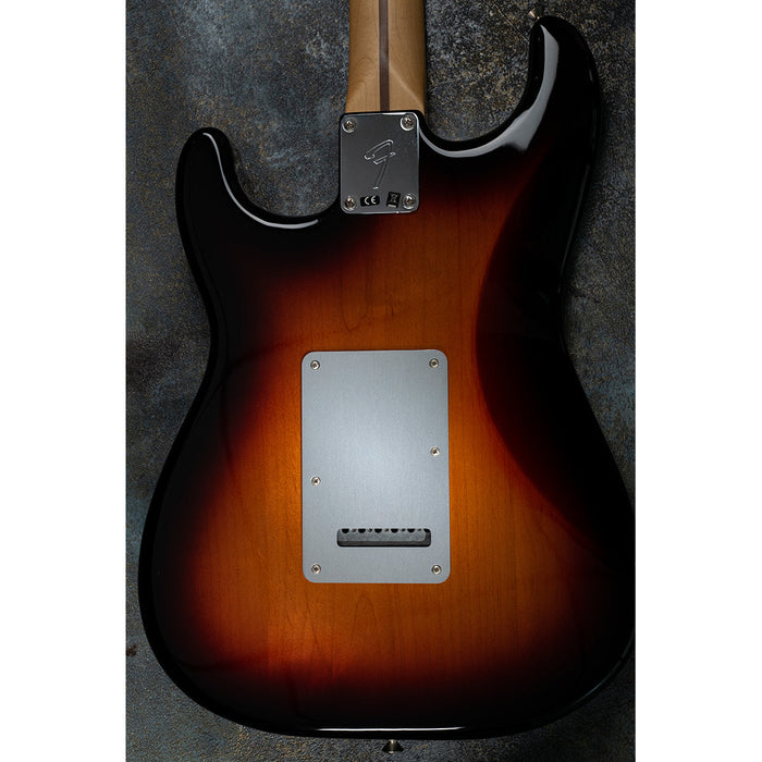 Placa trasera Musiclily Ultra de aluminio anodizado de 6 agujeros para guitarra eléctrica Fender Standard Strat de estilo americano/mexicano.