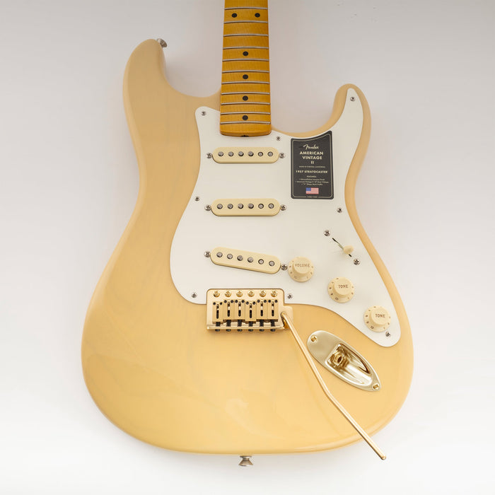 Musiclily Ultra 10.5mmピッチ アメリカンヴィンテージ 6点支持 トレモロユニット ブリッジ モダンな真鍮サドル 42mmソリッドブラスブロック 押し込み式アーム STストラトStratエレキギター用 ブラック