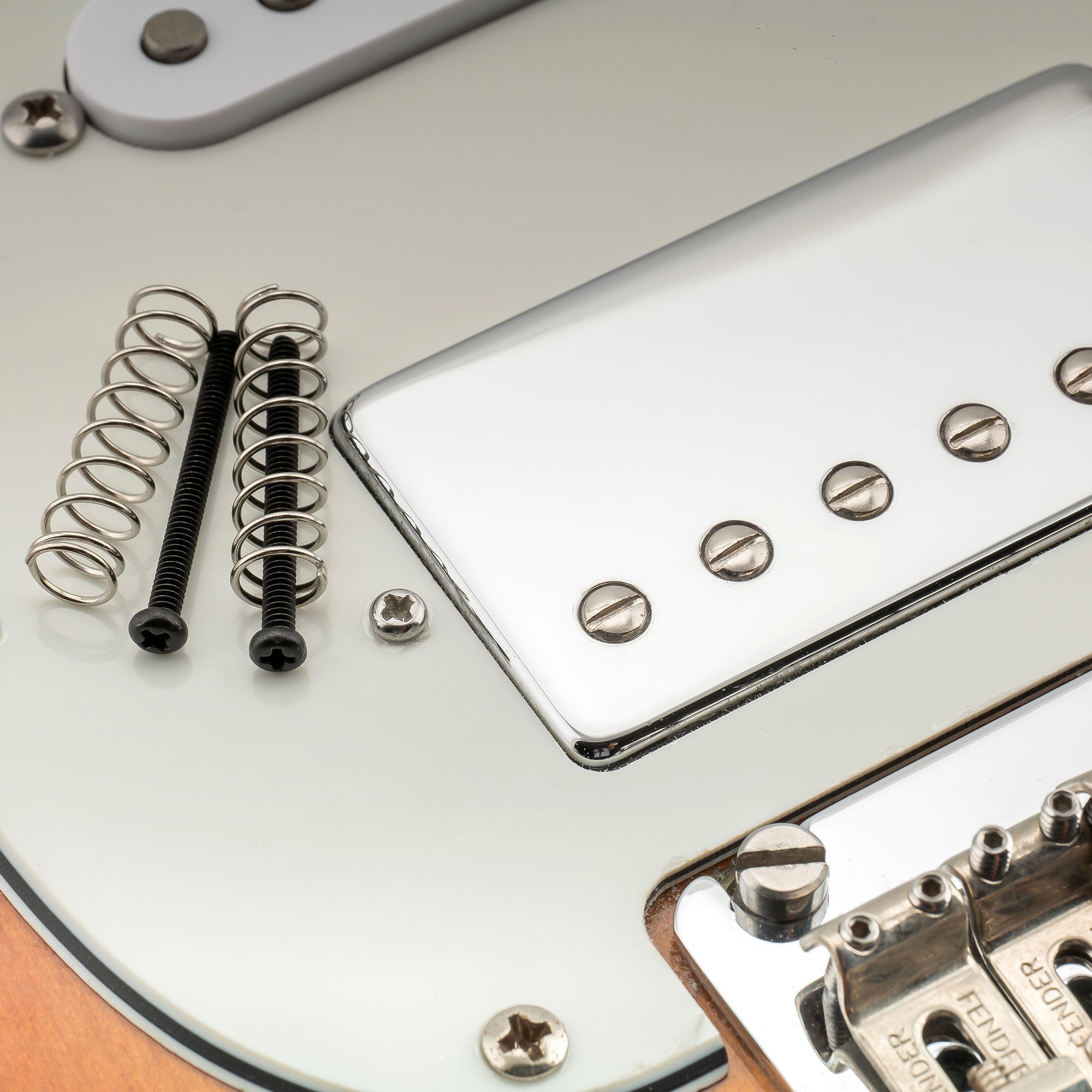 Musiclily Ultra UNC#3-48X1.1 pulgadas - Juego de 6 tornillos de montaje y resortes de acero para pastillas humbucker de acero inoxidable para guitarra eléctrica estadounidense