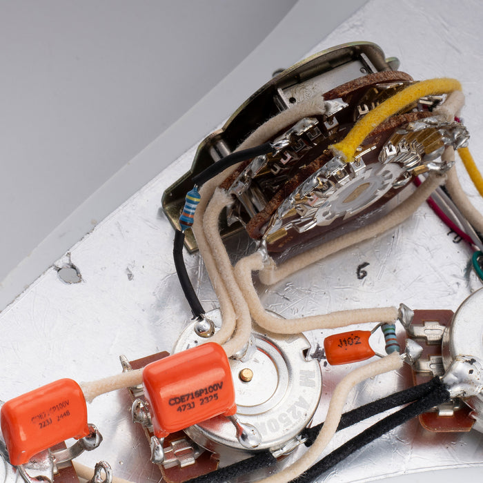 Resistencia de precisión de película metálica Musiclily Pro de 4,7 a 499 kohmios, 1 % y 250 mW para cableado de guitarra eléctrica y bajo (50 unidades)
