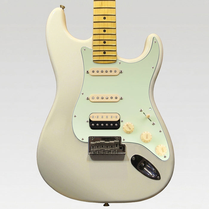 Musiclily Pro Auto-Split Pre-cablato Standard HSS Battipenna con Artec Pickups Alnico 5 Magnet per chitarra elettrica stile ST