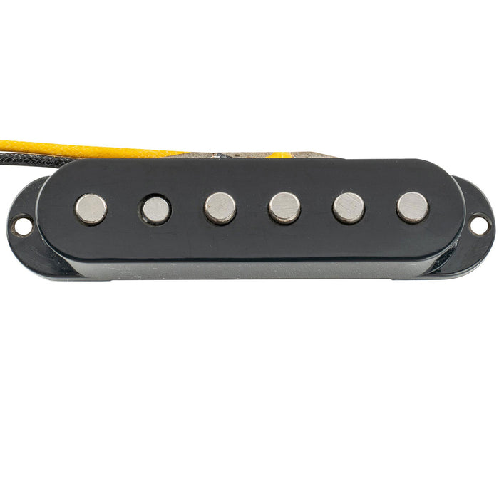 Pastilla intermedia de bobina simple Musiclily Pro ST-60S Staggered Alnico 5 para guitarra eléctrica estilo Stratocaster